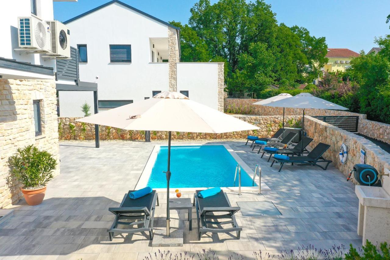 Villa Kaoru Brand New Villa With A Heated Swimming Pool Malinska Exterior photo