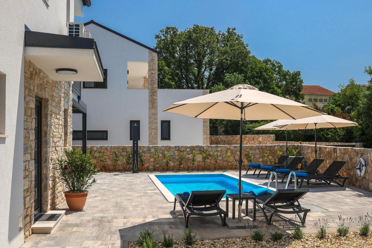 Villa Kaoru Brand New Villa With A Heated Swimming Pool Malinska Exterior photo